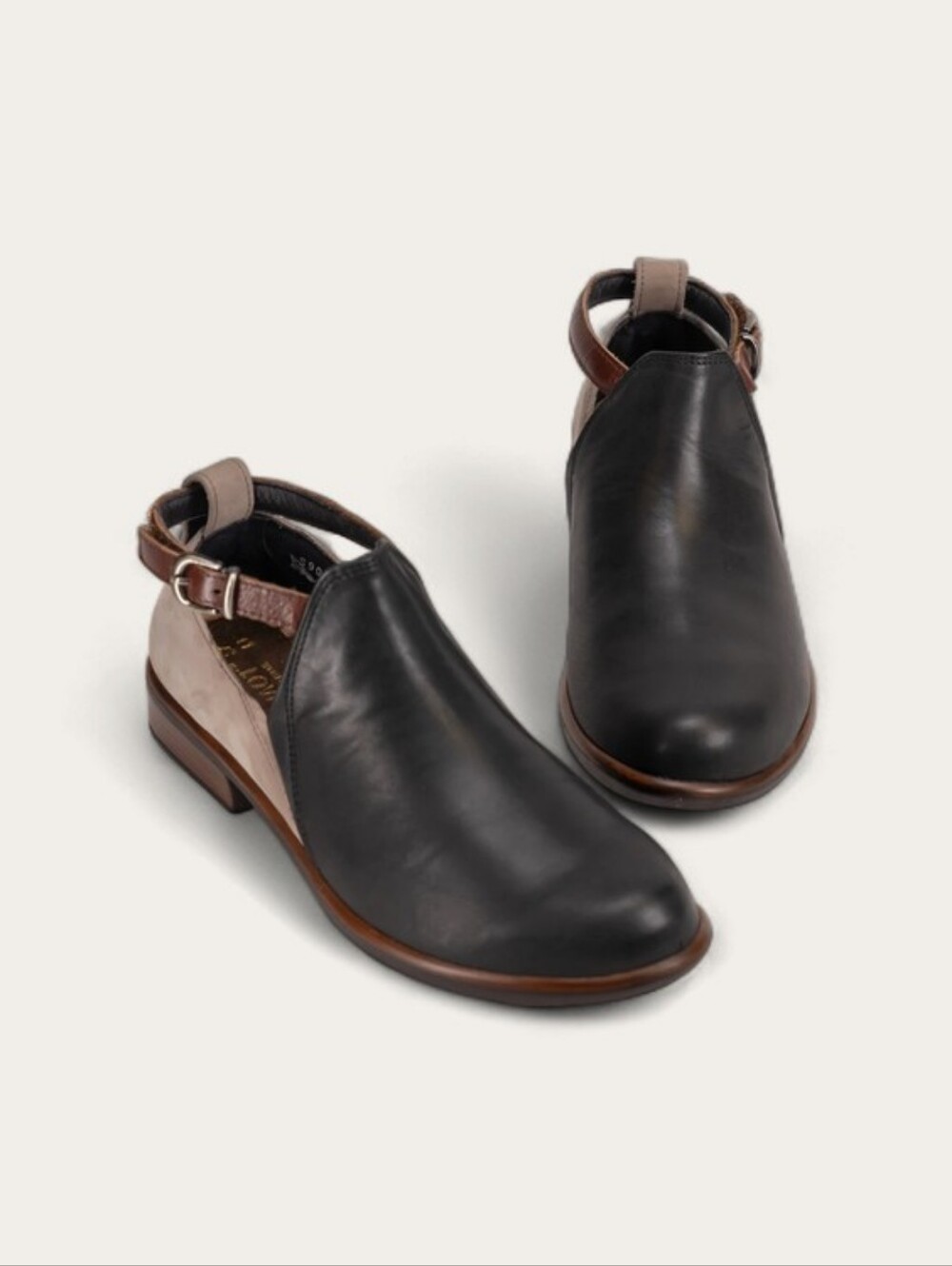 Naot Aura Collection Kamsin Black Raven/Stone Nubuck/Luggage Brown